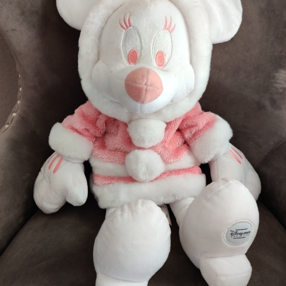 Disney Exclusive Winter Snowball White and Pink Plush Minnie Mouse Stuffed Toy